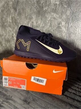Nike Mercurial Superfly 10 Club KM TF Mbappe Youth 5.5Y Purple NEW